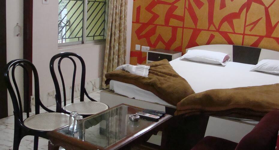 Emblic Hotel & Restaurnat, Shantiniketan 3